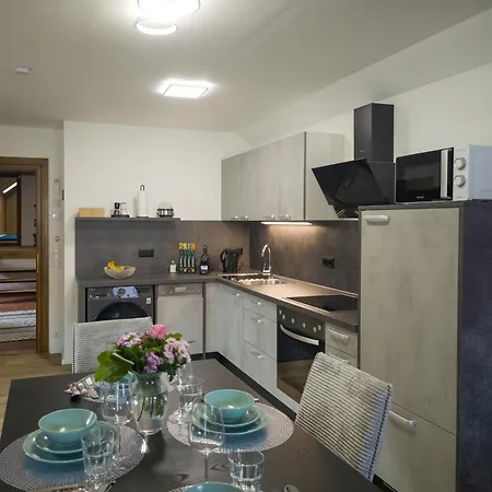 Wolf Apartments-spittal * 스피탈안더드라우